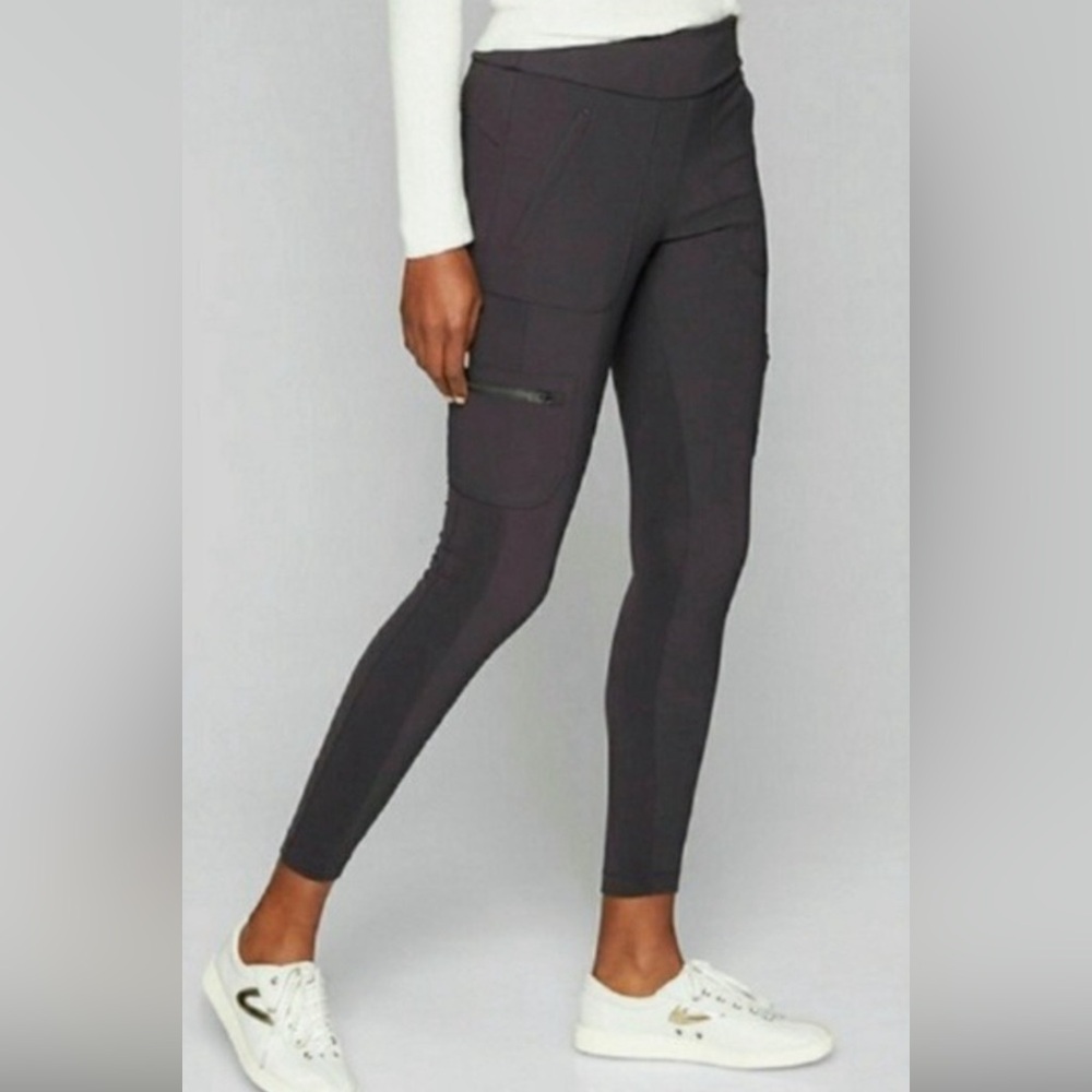 ATHLETA Headlands Hybrid Cargo Tight Women's 
| Dark Grey Joggers